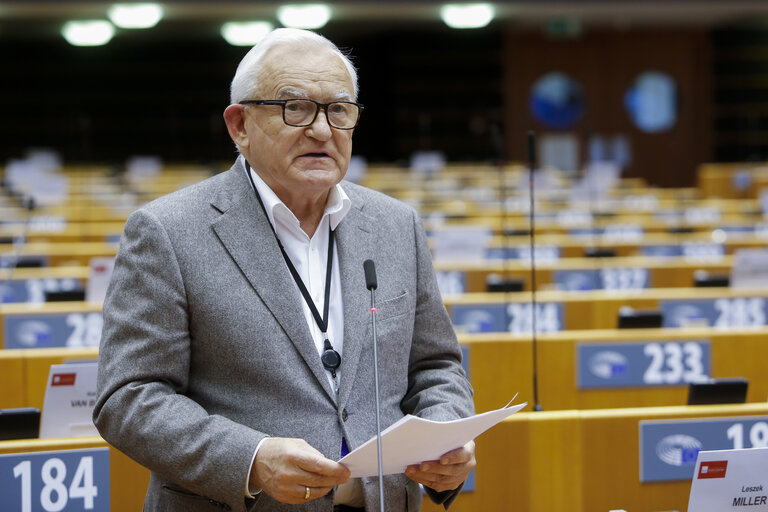 Fotografie 5: EP Plenary session - Preparation of the European Council meeting of 10-11 December 2020