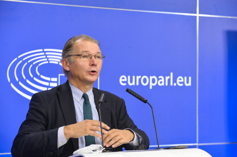 Nuotrauka 11: Briefing of the Green/ EFA group ahead of the plenary session