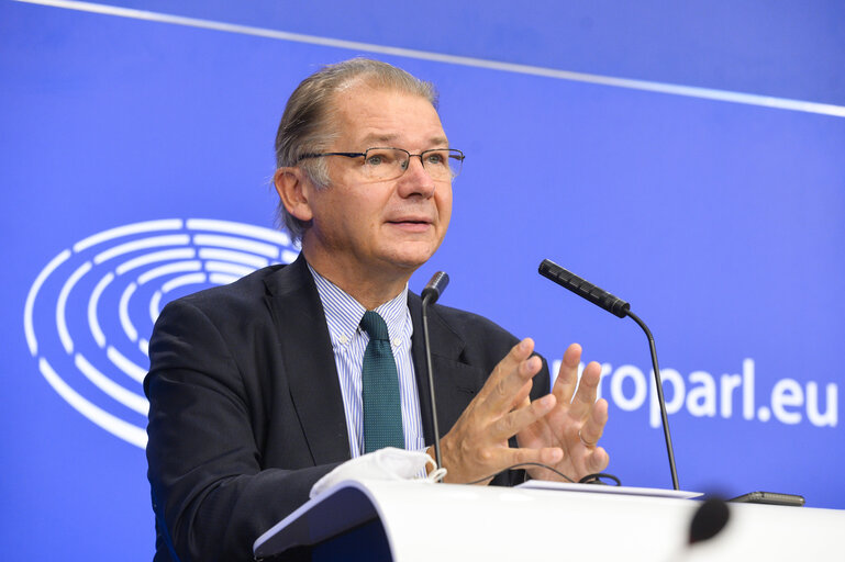 Nuotrauka 6: Briefing of the Green/ EFA group ahead of the plenary session