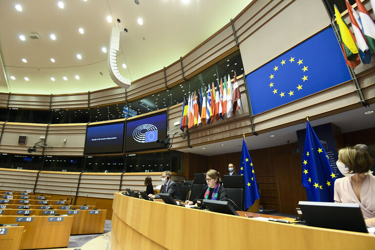 Fotografija 5: EP plenary session - Announcement of the results of the second voting session