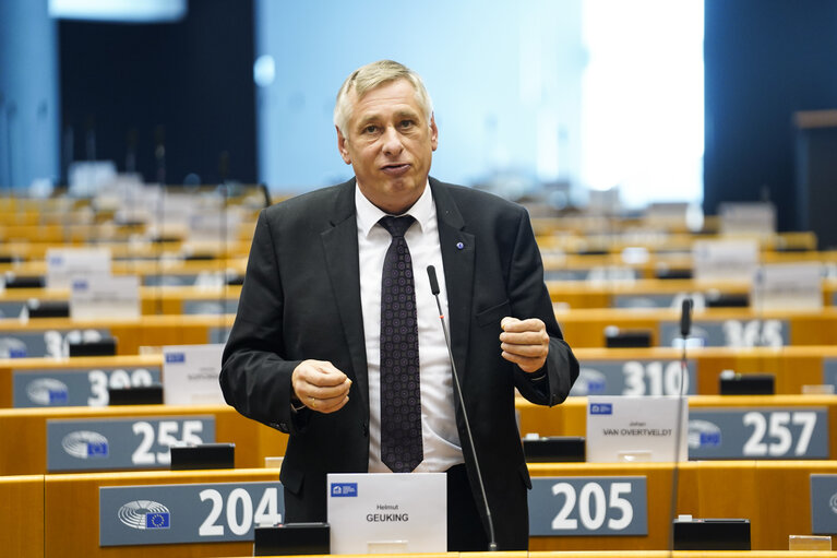 EP plenary session - Joint debate - Policies of the euro area 2020