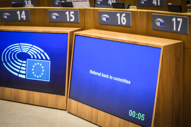EP plenary session - Announcement of the results of the third voting session (21/10)