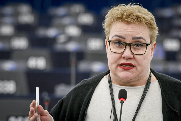 Foto 4: Sirpa PIETIKAINEN in the EP in Strasbourg