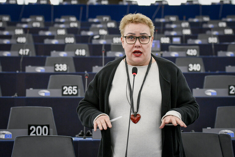 Foto 5: Sirpa PIETIKAINEN in the EP in Strasbourg