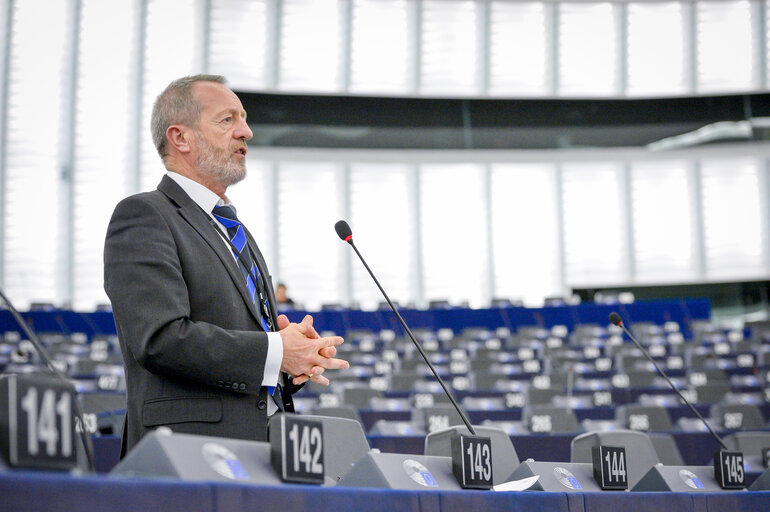 Снимка 20: EP Plenary session - Guinea Conakry, notably violence towards protesters