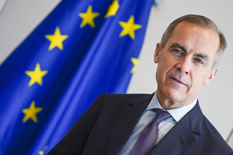 Fotografija 6: David SASSOLI, EP President meets with Mark CARNEY, Governor of the Bank of England