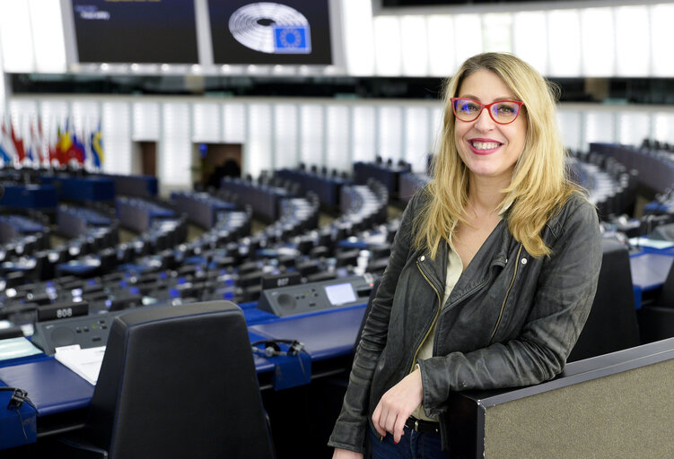 Fotografia 15: Eugenia R. PALOP in the EP in Strasbourg