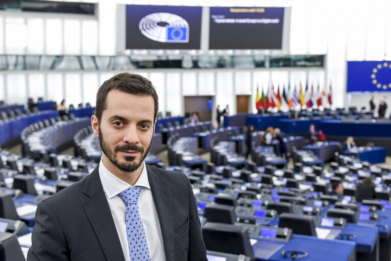 Photo 2: Vincenzo SOFO in the EP in Strasbourg