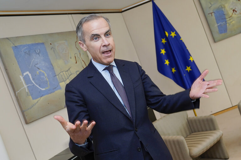 Fotografija 8: David SASSOLI, EP President meets with Mark CARNEY, Governor of the Bank of England