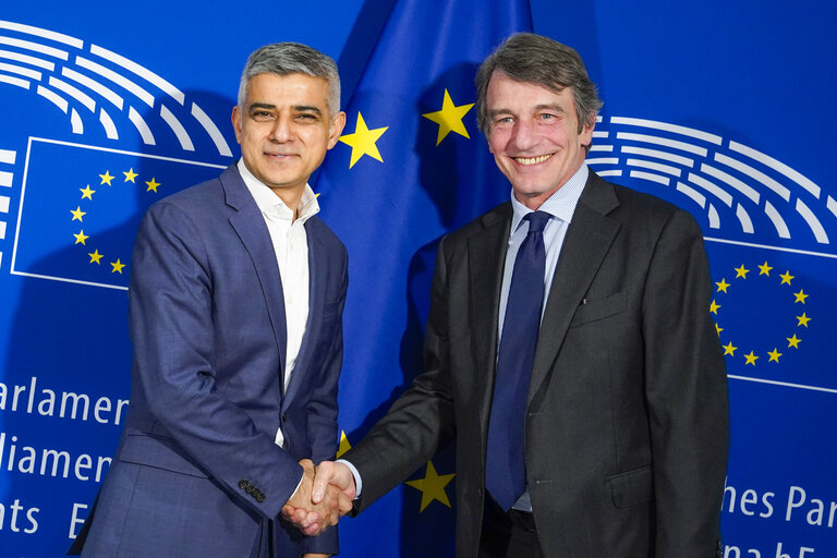 Fotografi 8: David SASSOLI, EP President meets with Sadiq KHAN, mayor of London