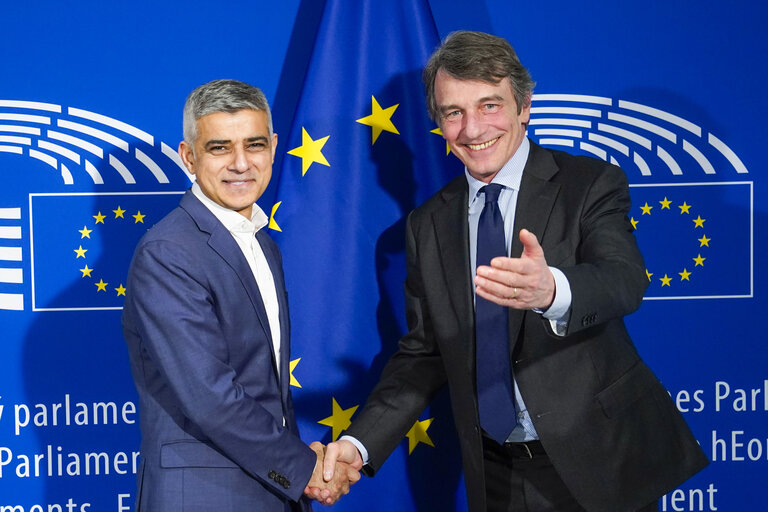 Fotografie 7: David SASSOLI, EP President meets with Sadiq KHAN, mayor of London