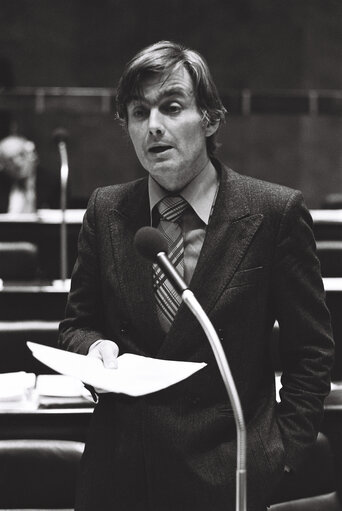 Zdjęcie 1: Pieter DANKERT MEP during a session in October 1978.