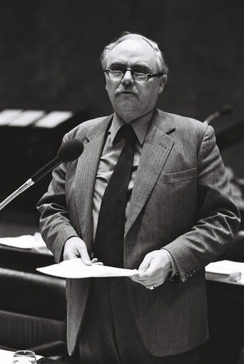 Foto 4: The delegue Michael Norman SHAW during a session in Luxembourg in October 1978.