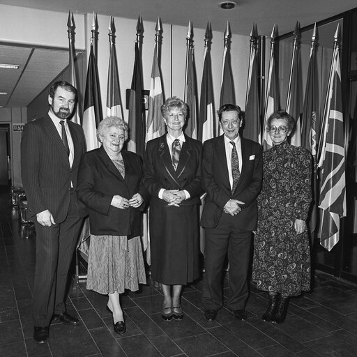 Fotagrafa 11: Winifred EWING and guests in Brussels in February 1988.