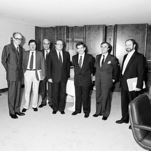 Снимка 5: Enrique BARON CRESPO - EP President meets with guests at the European Parliament in Strasbourg