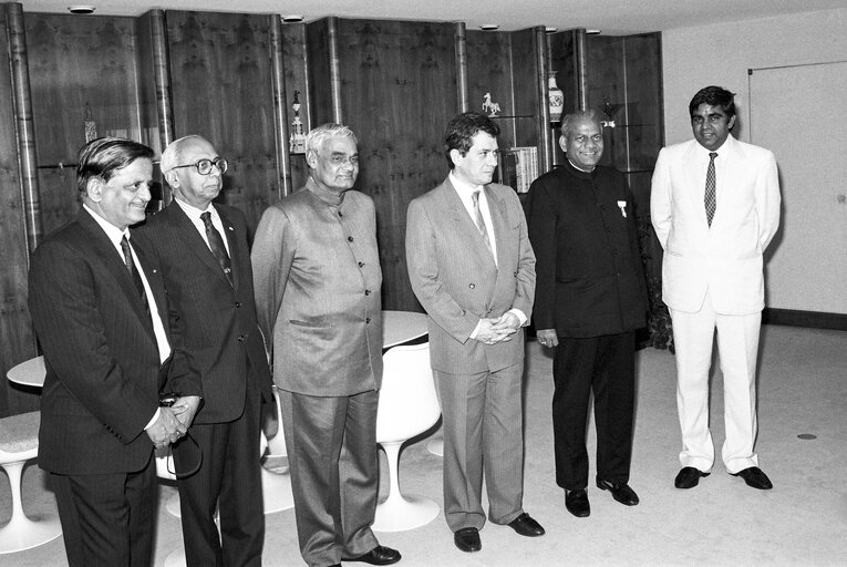Foto 1: Enrique BARON CRESPO - EP president meets with Atal Bihari VAJPAYEE