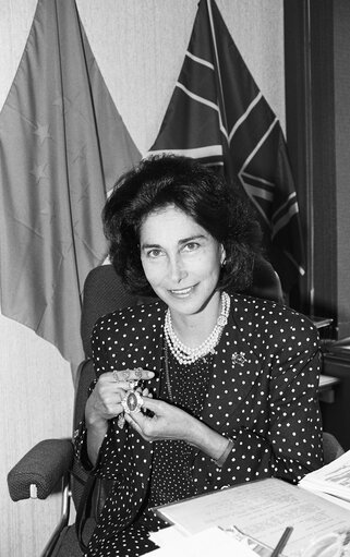 Fotografi 1: The MEP Patricia RAWLINGS in Strasbourg in September 1991.