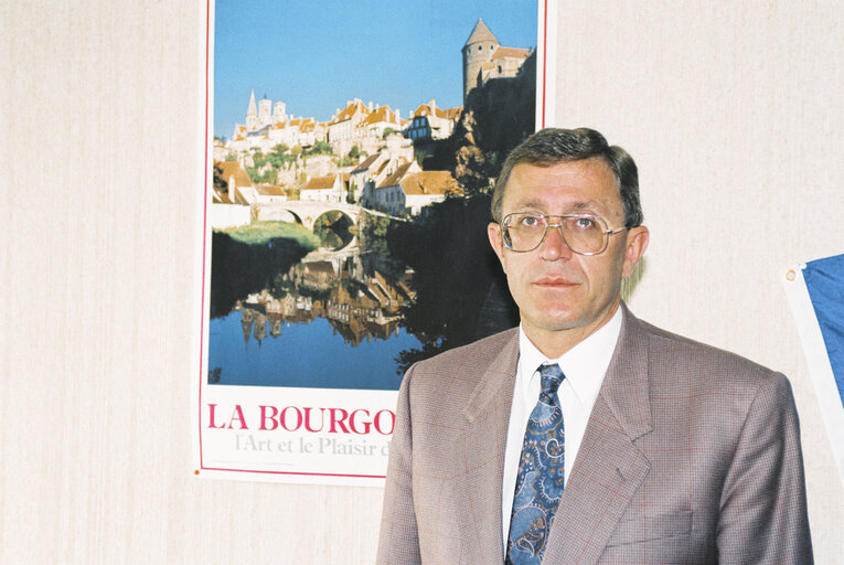 Billede 5: MEP Jean-Francois HORY at the European Parliament in Strasbourg