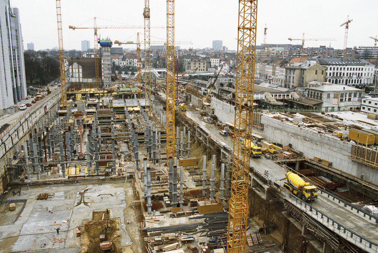 Construction of the Altiero Spinelli building in Brussels in February 1993.