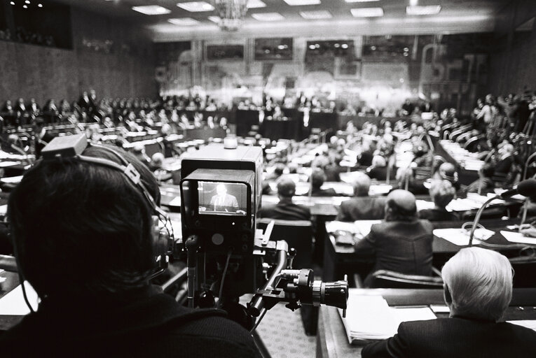 Commission Jenkins in plenary session in Luxembourg on January 1977