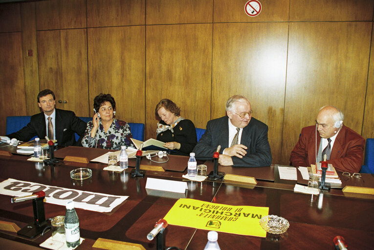 Egon KLEPSCH - EP President meets with delegation from the Association:  Marchigiani di Bologna