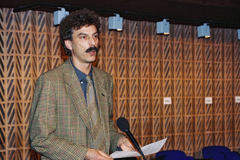 Fotogrāfija 3: Portrait of MEP Norbert GLANTE during the plenary session at the EP in Strasbourg