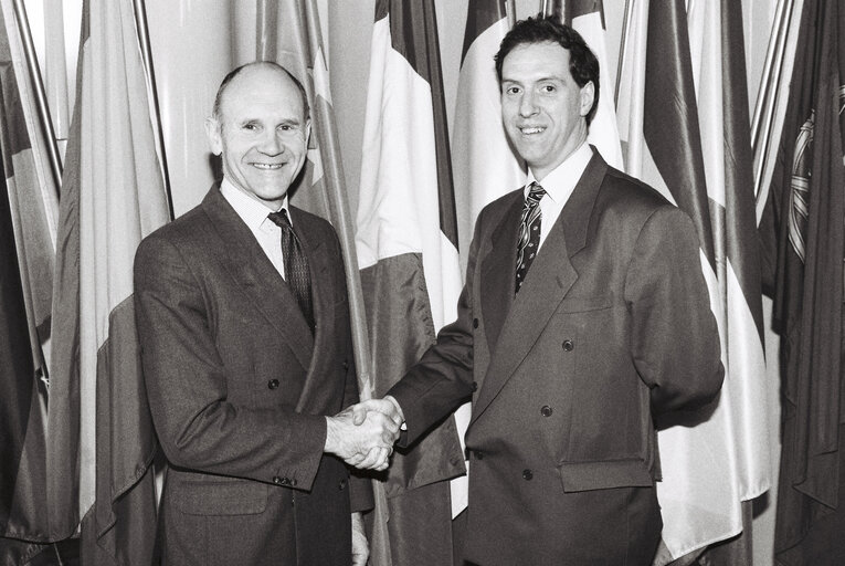 Valokuva 1: MEP Christopher PROUT at the European Parliament in Strasbourg