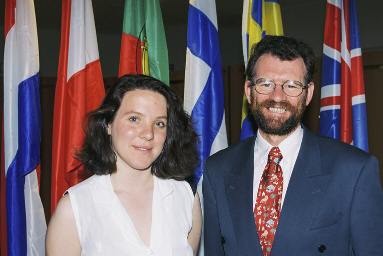 Fotografija 1: MEP Tony A. CUNNINGHAM with a guest in Brussels