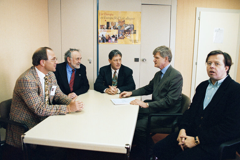 Foto 1: Meeting at the European Parliament in Strasbourg