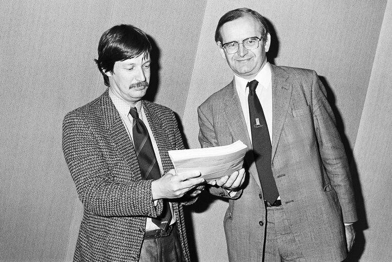 Fotografie 2: MEP John Leslie MARSHALL  at the EP in Strasbourg