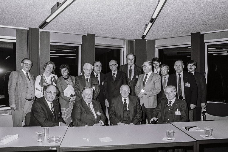 Fotó 1: Portrait of Meps after a meeting at the European Parliament