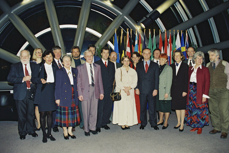 Fotografi 13: EP President welcomes the appointed delegates to the European Parliament for Austria, Finland and Sweden