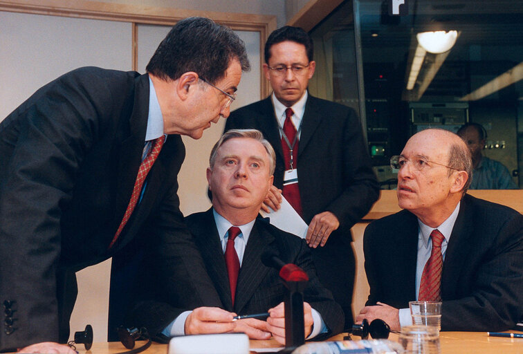 Photo 1: Visit of the Prime Minister of Greece and Acting President of the Council to the EP in Strasbourg, following the Summit on Iraq.