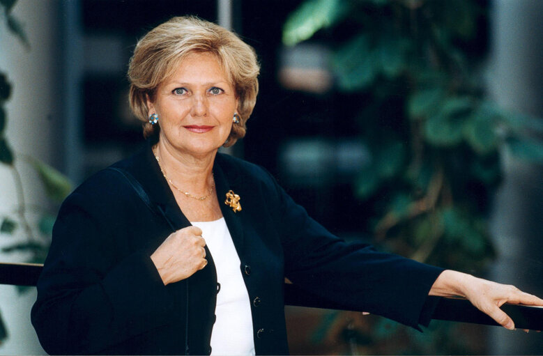 Foto 1: MEP Marie-France STIRBOIS at the EP in Strasbourg.