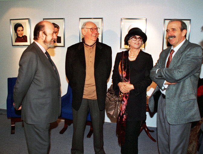 Renzo IMBENI MEP with guests of the EP.