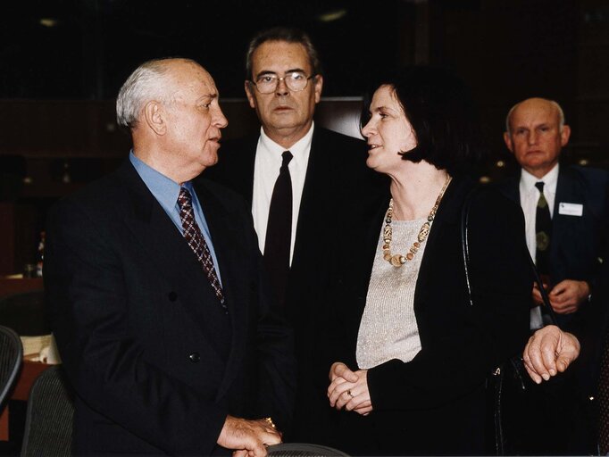 Photo 1: Visit of former president of the Soviet Union Gorbachev to the EP in Brussels.