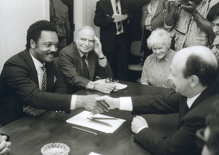 Nuotrauka 1: Visit of US civil rights activist Jesse JACKSON to the EP.