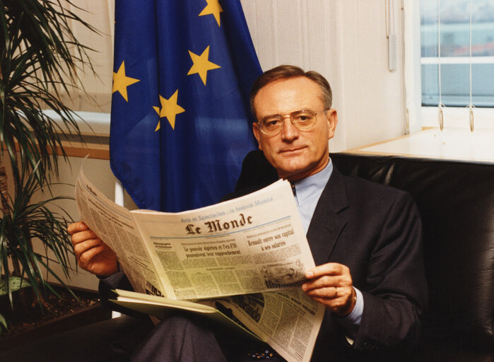 Zdjęcie 1: Portrait of EP President