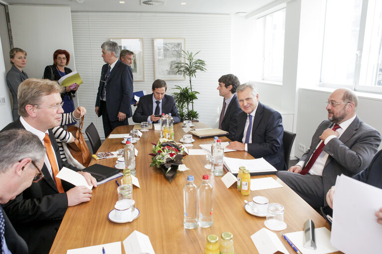 Φωτογραφία 1: Martin SCHULZ - EP President meets with Aleksander KWASNIEWSKI, and Stefan FULE, commissioner in charge of Enlargement and European Neighbourhood Policy