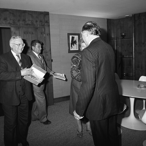 Fotografi 4: EP Pressident meets with MEPs for Luxembourg