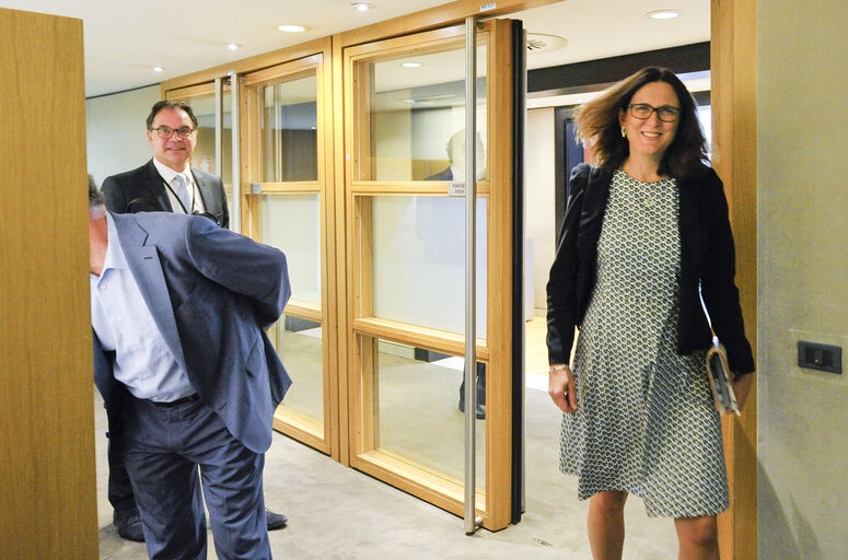 Fotografija 8: State of the Union - MEP and Commissionners arrival