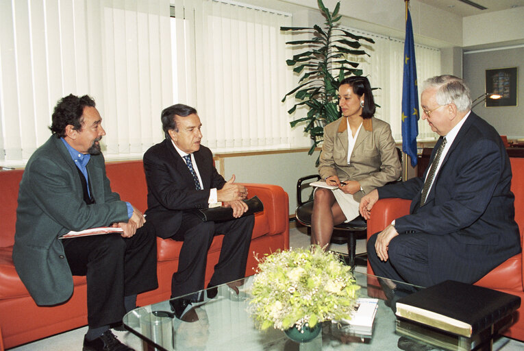 Φωτογραφία 1: Egon KLEPSCH - EP President meets with guest at the European Parliament in Brussels