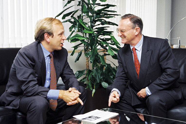 Klaus HANSCH EP President meets with Erkki LIIKANEN