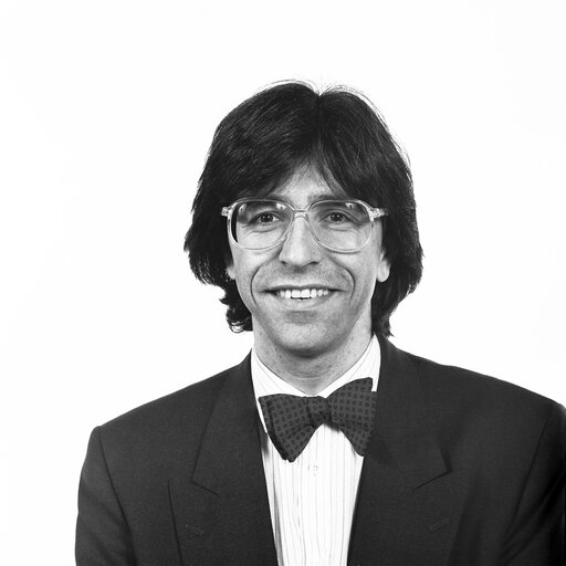 Nuotrauka 4: Portrait of Elio DI RUPO MEP