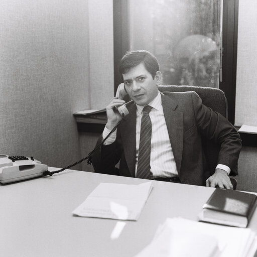 Fotagrafa 1: Portrait of MEP Enrique BARON CRESPO