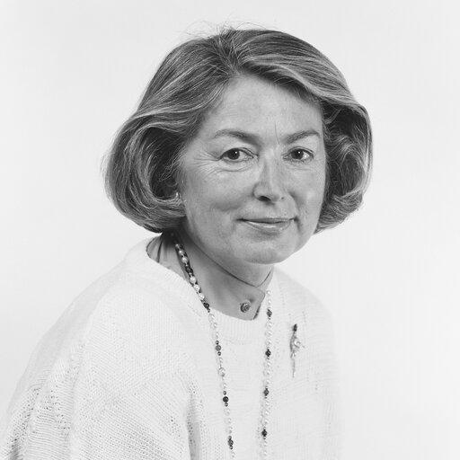 Снимка 1: Portrait of MEP Renate-Charlotte RABBETHGE