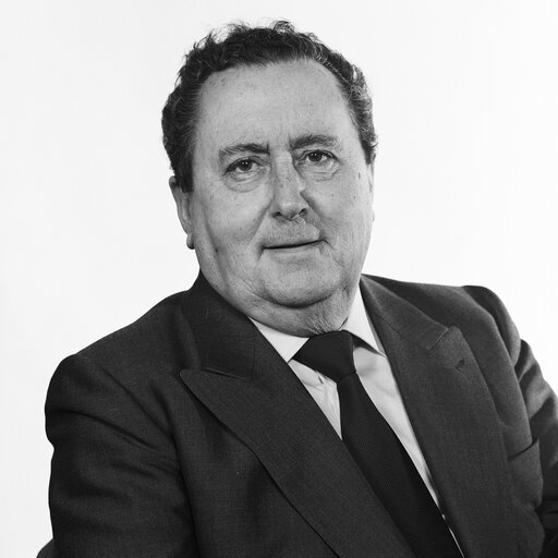 Foto 5: Portrait of MEP Pio CABANILLAS GALLAS