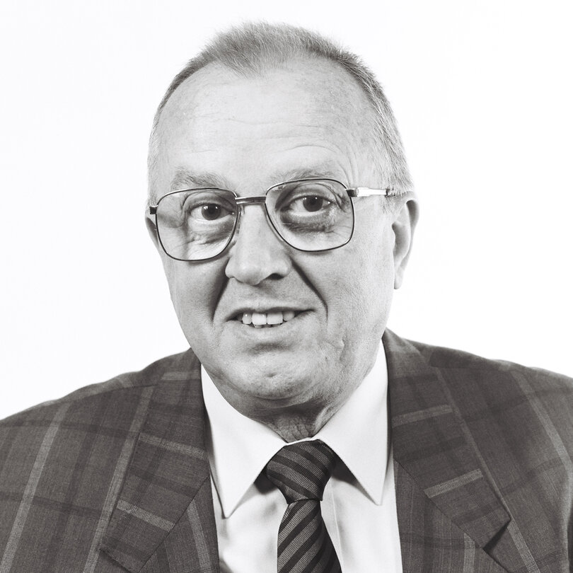 Portrait of MEP Rudolf LUSTER