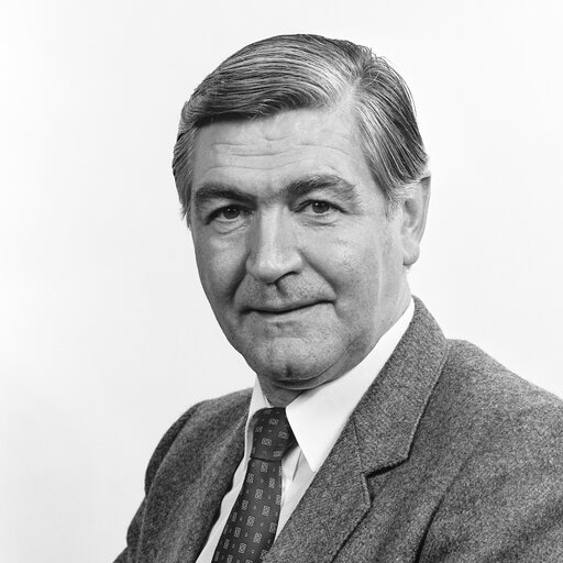 Portrait of MEP Konrad SCHON