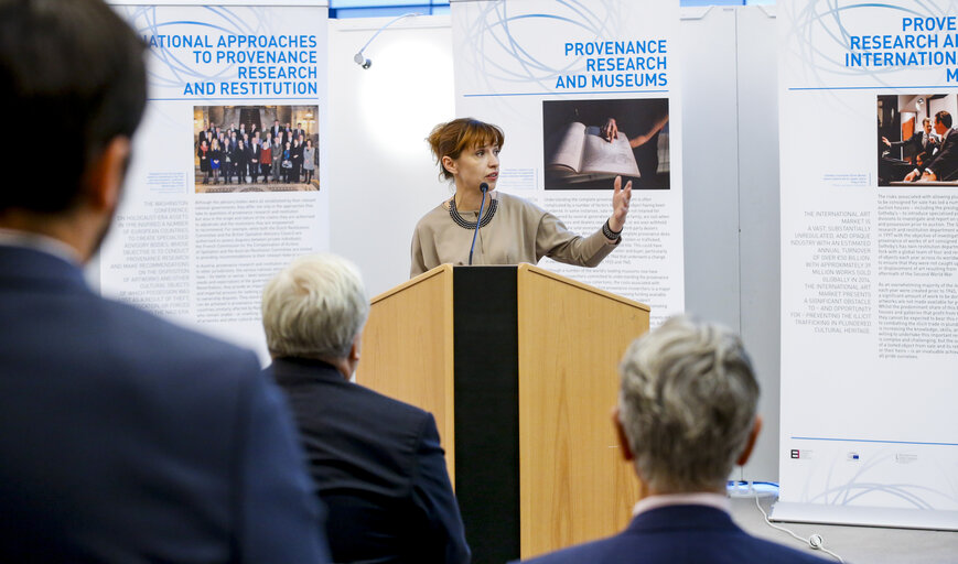 Снимка 4: Exhibition ' Importance of provenance research to cultural heritage protection '